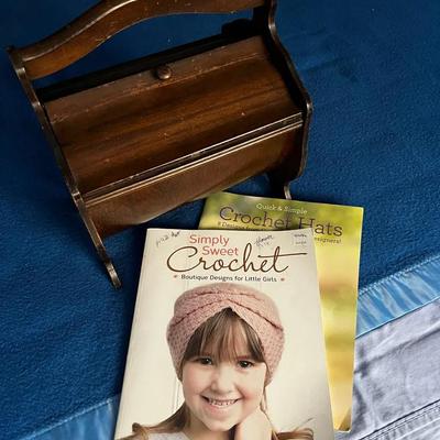 Small Wood Knotting Box & 2 Crotchet Books