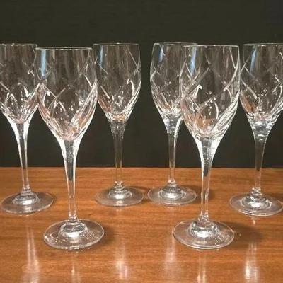 Mikasa Olympus Clear Wine Glasses Set of 6, Swirl Cuts