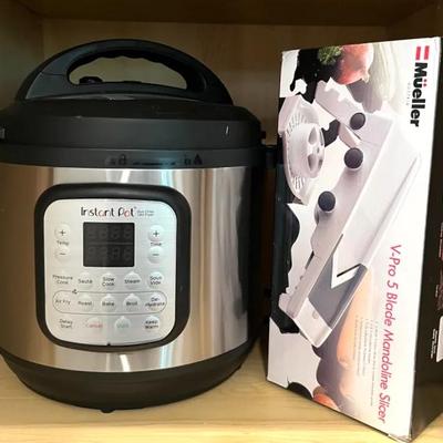 Small Kitchen Appliances with Instant Pot/Air Fryer and Mandoline