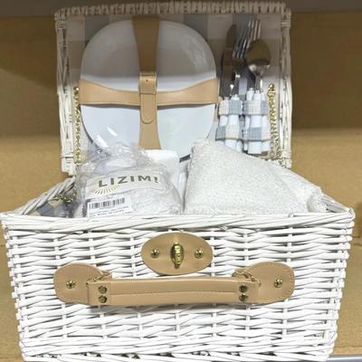Wicker Picnic Basket Set