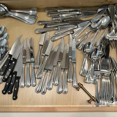 Reed & Barton, Wallace, Oneida Silverplate Flatware with Wusthof Knives
