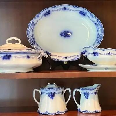 19th Century English Flow Blue Tableware Set, Five Pieces