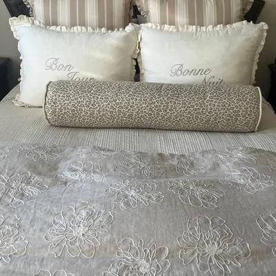 Luxe Bed Linens with Linen Shams, Embroidered Pillows, Quilt, Linen Duvet Down Coverlet