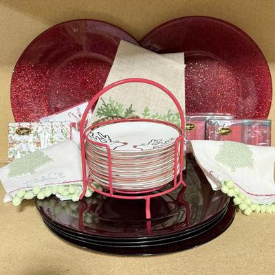 Holiday Themed Dinnerware Assortment