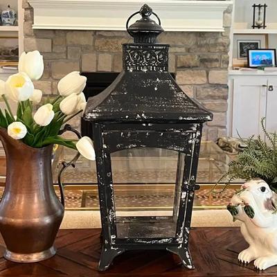 Collectibles and Decor with Mottahedeh Bunny