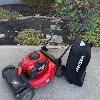 Craftsman M220 Self-Propelled Lawnmower With Bagger