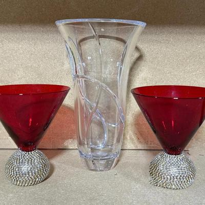 Vera Wang “Love Knot” by Wedgwood Lead Crystal Glass Vase with 2 martini Glasses