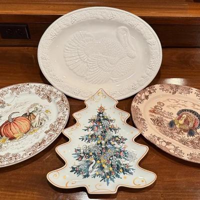 4 Large Holiday/Seasonal Serving Platters With Williams Sonoma & More
