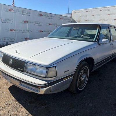 405 • 1987 buick electra park avenue
