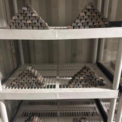 4502 • approximately 175 led weights