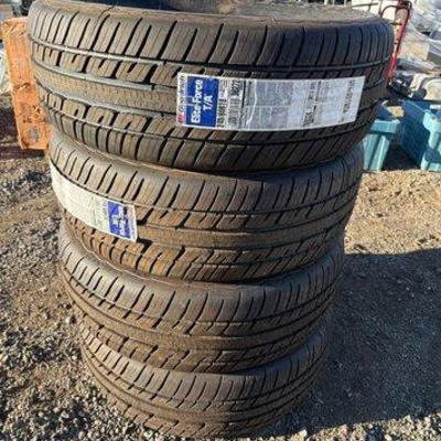 82028 • 4 new! bfgoodrich elite force t:a tires