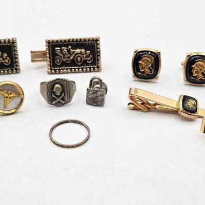 1002 • costume jewelry lot