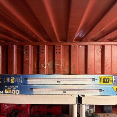 6510 • 2 new! braun 4’ led linkable shop lights