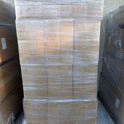 90004 • pallet of miscellaneous warehouse items