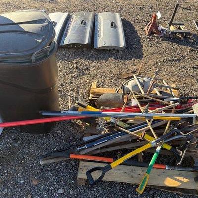 84020 • yard tools