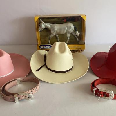 For The Kiddos: Western Hats, Belts And Breyer Toy Horse- New In Box