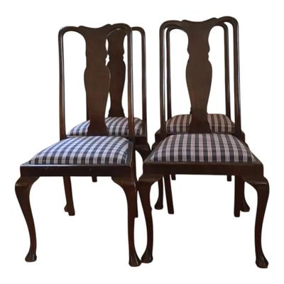 Queen Anne style dining chair w/ vase-shaped splat back, cabriole legs & upholstered seat. Set Of 4