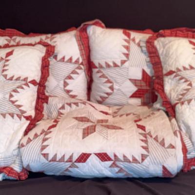 Red Feathered Star Pattern Quilt Throw w/ 2 Pillows & Shams