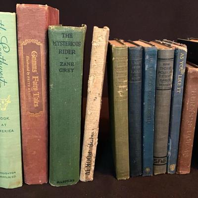 Vintage And Antique Books: Fiction, Non Fiction & Poetry
