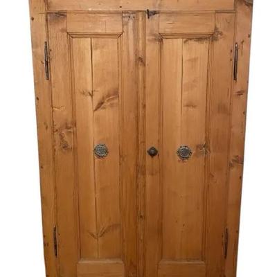 Vintage Wooden Cabinet