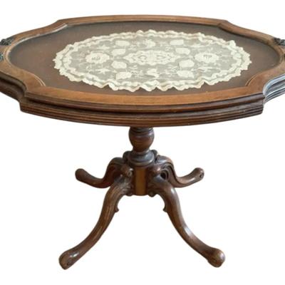 Antique accent table with removable glass tray