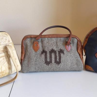 King Ranch purses and 1 western style leather purse
