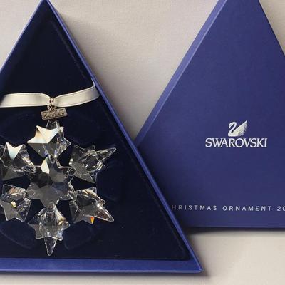 Swarovski Crystal 2010 Snowflake Christmas Ornament