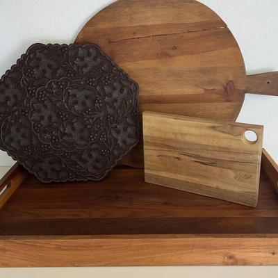 Large Magigo Wooden Serving Tray With 2 Boards And Decor