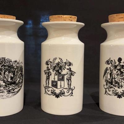 Thomas Robson-ceramic storage jars, "Sporting Scenes" by Thomas Bewick
