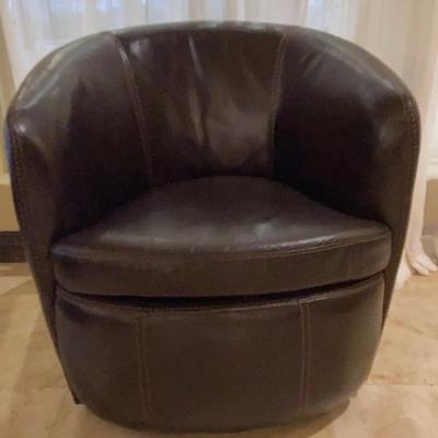 Leather Swivel Chair Lot 1