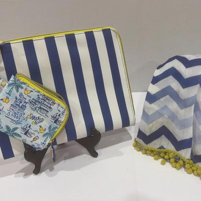 Poolside Style Tablet And Small Case Plus Sheer Cover