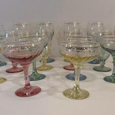 Vintage Optic Crystal Etched Glasses With Gold Trim