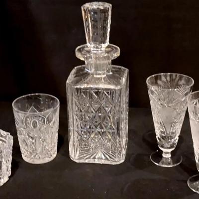 Crystal Wellington Cut Square Whisky Decanter, Crystal Cut Glass Cups & Champagne Flutes