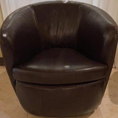 Leather Swivel chair Lot 2