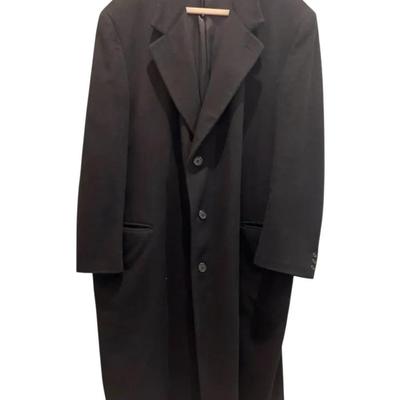 Men’s fine winter long jacket, black wall