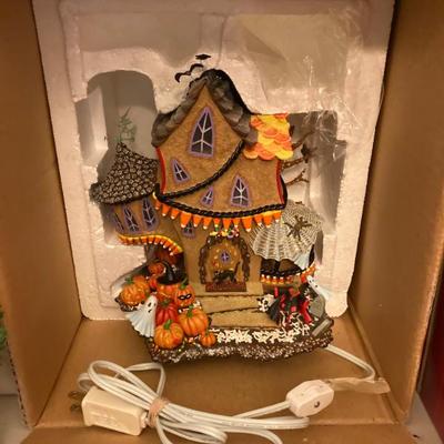 Sale Photo Thumbnail #70: Dept 56