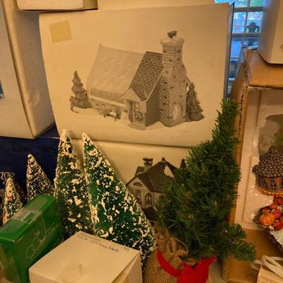 Sale Photo Thumbnail #67: Dept 56