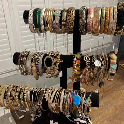 Sale Photo Thumbnail #295