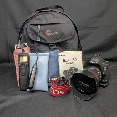 Canon EOS 5D Mark III Camera w/ Rremote Switch & Vello Timer
