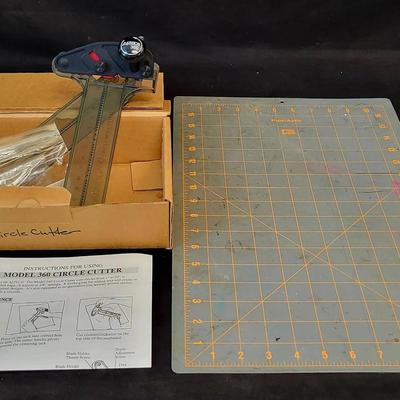 Circle Cutter & Fiskar Mat