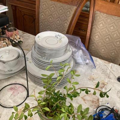 Sale Photo Thumbnail #6: China and table decor