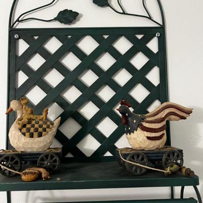 Shelf and VTG. Pull toys