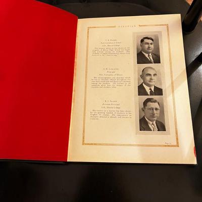 Vintage Yearbook  & Autographed Ronald Regan 