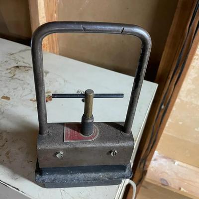 Vintage Magnet