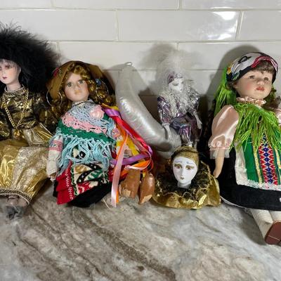 Lot Of Dolls