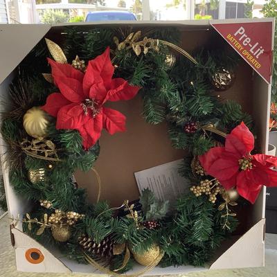 Pre-lit Battery Powered Wreath