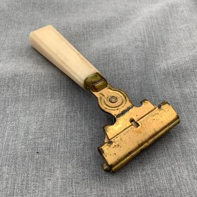 Vintage 1950s Schick Eversharp Injector Razor