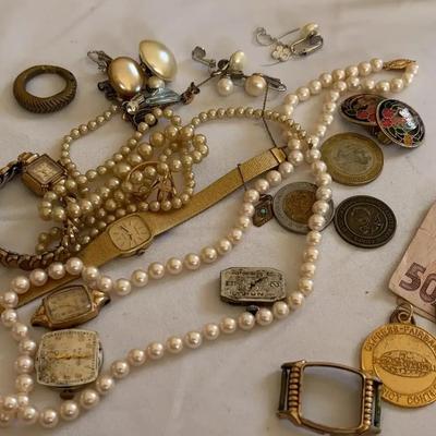 Vintage Jewelry And Coins 