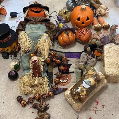 Fall Scarecrows & Pumpkins (Upstairs)