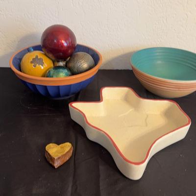 Ceramic Servingware And Decor